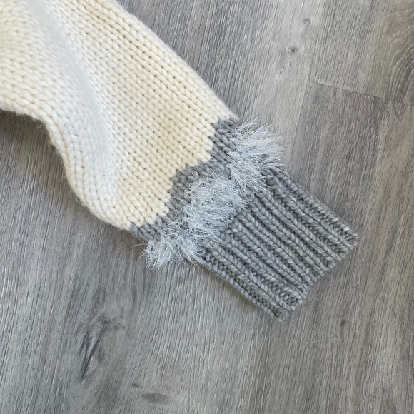 Lou & Grey Turtleneck Knit Fair Isle Sweater - Picture 6 of 8